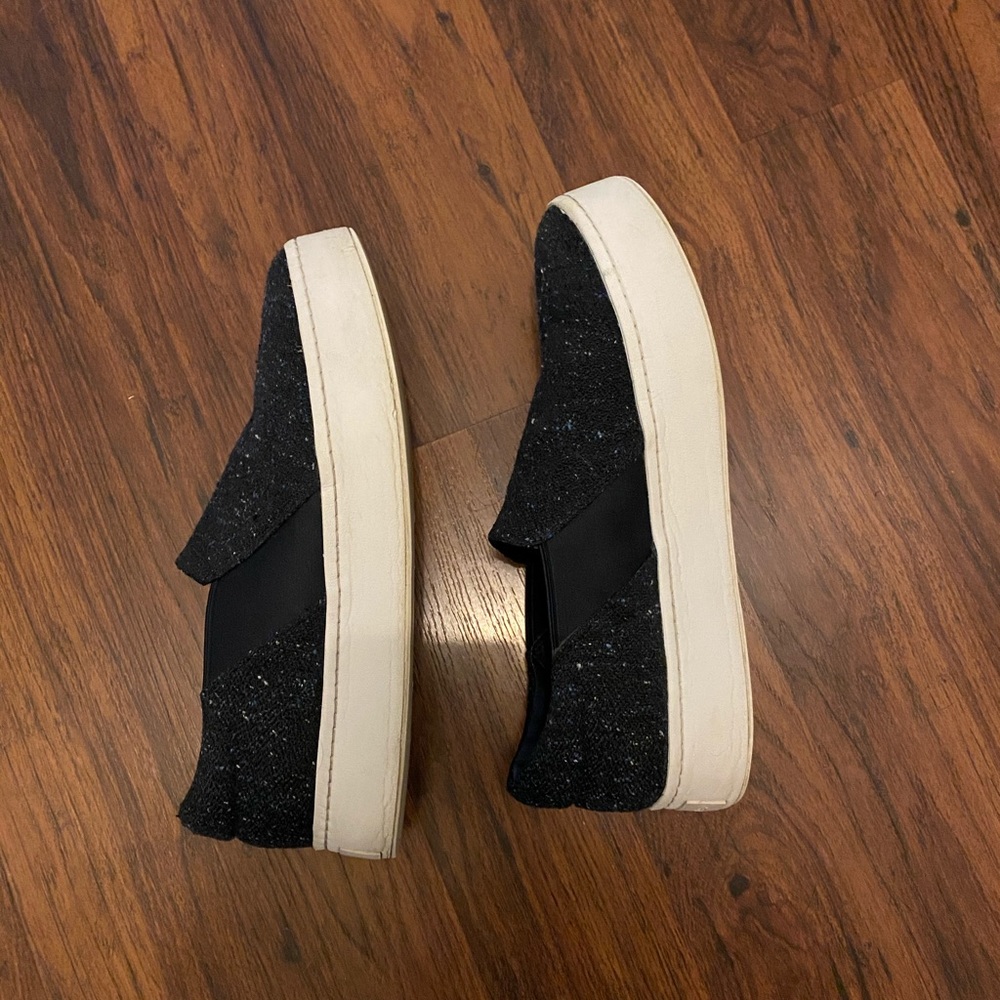 Vince Warren Slip On Sneaker Sz 10